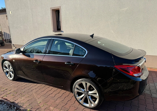 Opel Insignia cena 27900 przebieg: 198290, rok produkcji 2011 z Radomsko małe 352